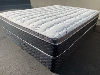 Queen Bamboo Pillow Top!