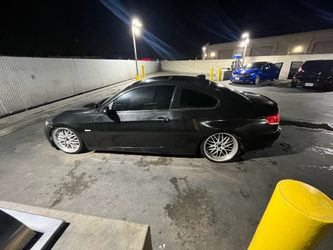 BMW 328i coupe 2008