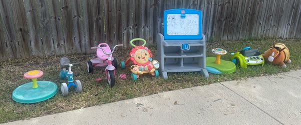 Kids toy lot $20 takes everything