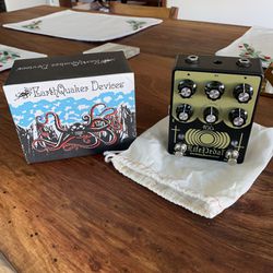 Earth Quaker Life pedal V2 Octave Booster And distortion Pedal