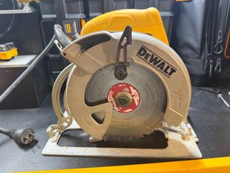 DeWalt Corded Circular Saw