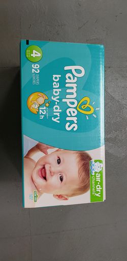 Brand new sz 4 92 count pampers