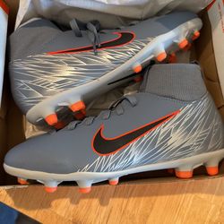 Youth Cleats