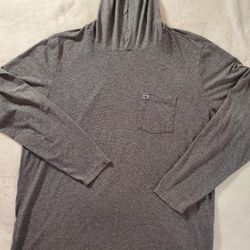 Vineyard Vines Hooded T-Shirt. Large