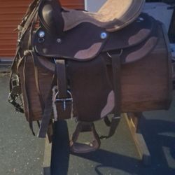 Lightweight Saddle