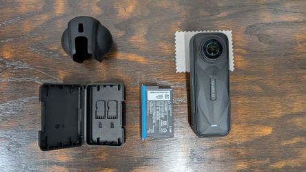 Insta 360 X5 - 360 Degree Camera