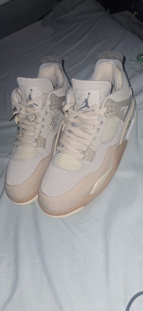 Jordan 4 Retro