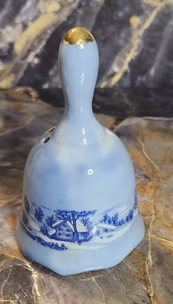Vintage - 1970s Currier & Ives 3½" Porcelain Bell, Winter Farmhouse