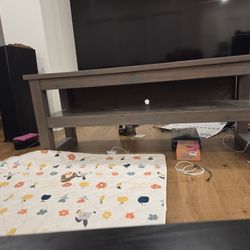 Free TV Stand