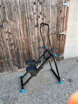 Exercise mountain climber