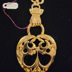 "Holding Heart" Necklace/Charm +Pearlesque Goldtone earrings