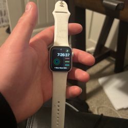 Apple Watch Series 5
