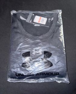 BLACK UNDER ARMOUR LONG SLEEVE