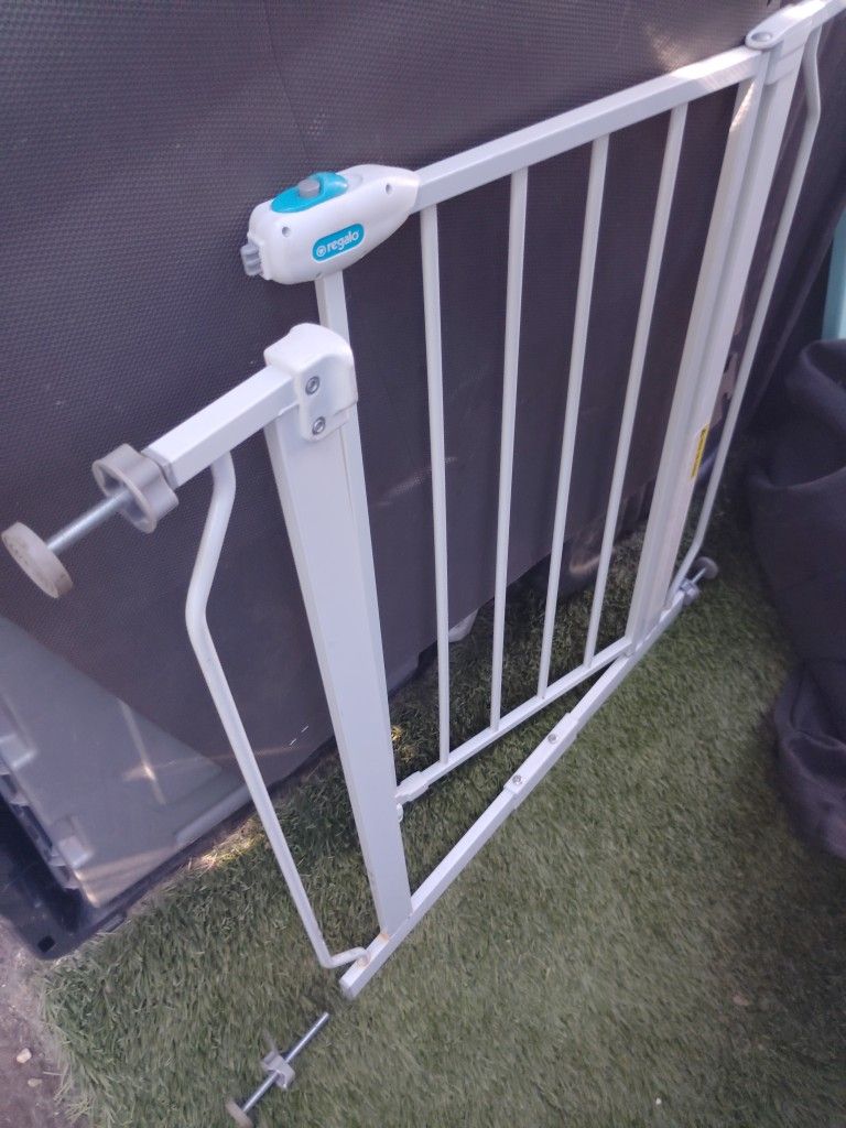 Pet Gate
