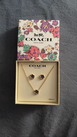 Coach Poppy Flower Jewelry Set – Necklace & Earrings