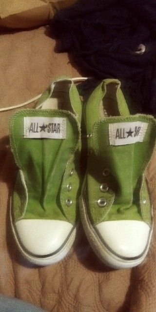Green All Stars Converse Size 8
