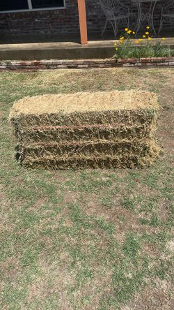 140 Pound Hay Bale