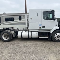 2012 Volvo VNM Ca Compliment Automatic Transmission D13 Engine Sleeper Power Windows Ac 80% Tire Life Clean Title At Hand Runs Great All Gears Shift 