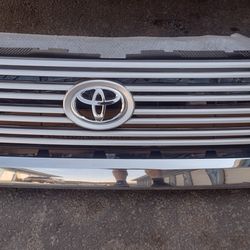 Toyota Tundra Grille 