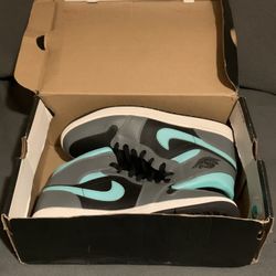 JORDAN 1 FOR THE LOW