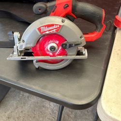 Milwaukee 12v Circular Saw