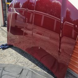 chrysler 300 hood