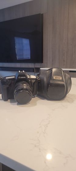 CANON EOS 650