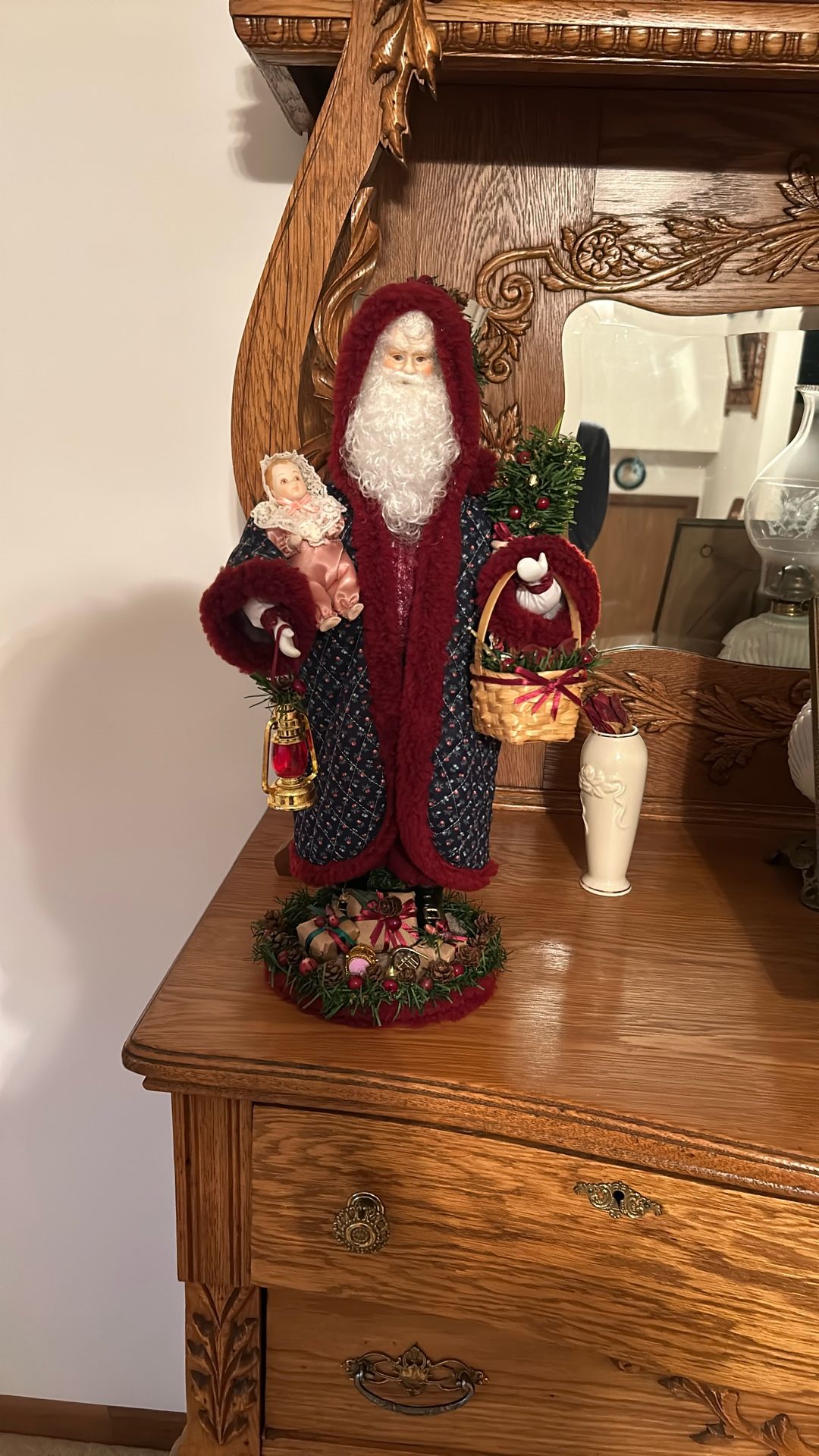 New 19 Inch Handcrafted Wired And Stuff Body Santa Claus With Accessories
