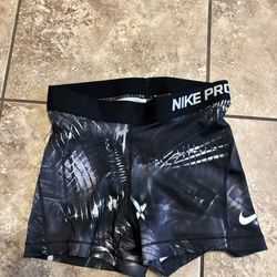 Women’s small Nike