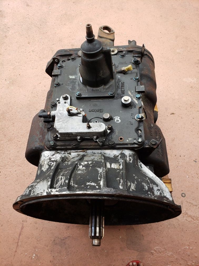 Eaton Fuller 10 speed transmission for Sale in Port St. Lucie, FL OfferUp