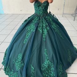 Emerald green quincenera dress