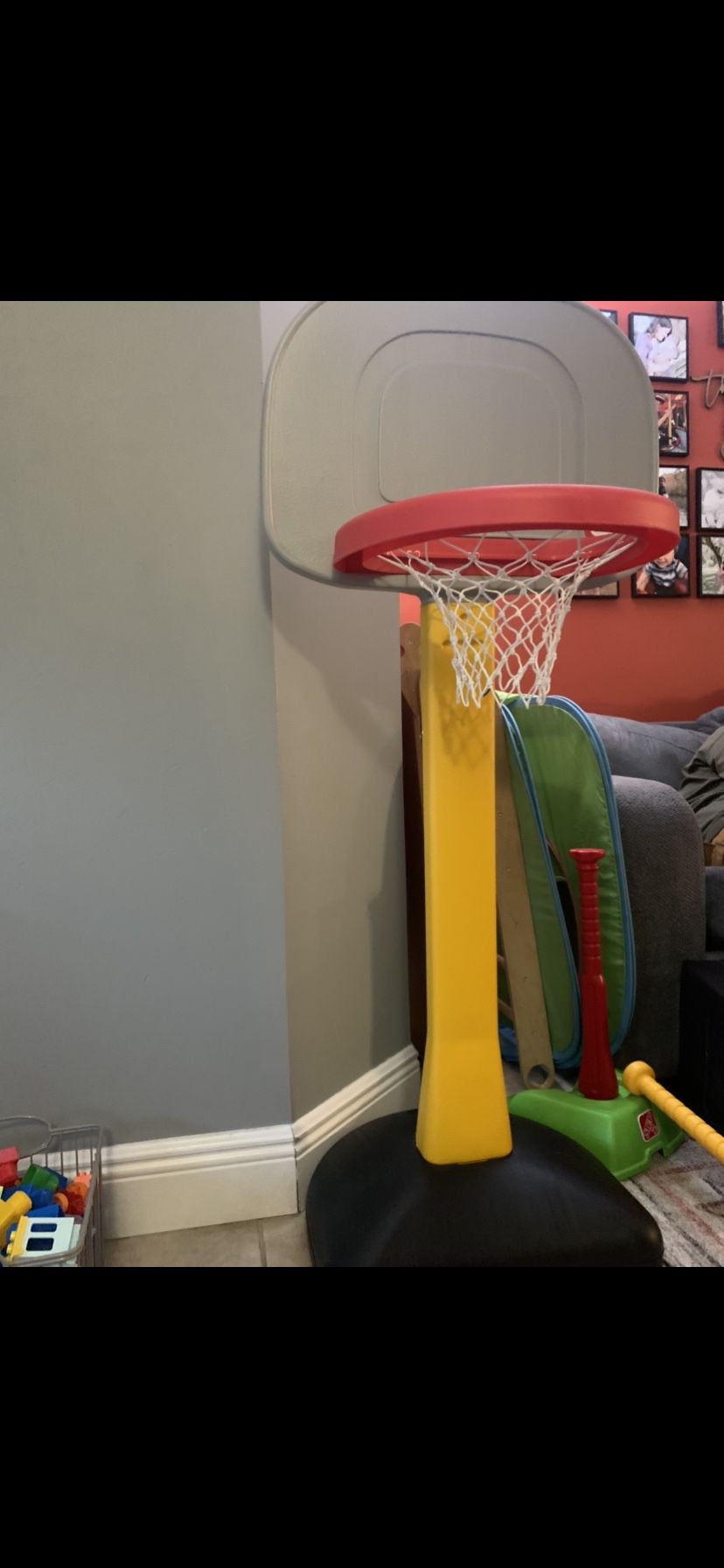 Basketball Hoop With Ball 