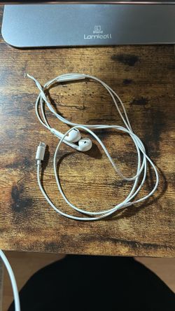 Apple EarPods Lightning Connector