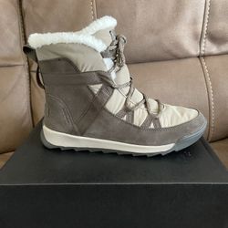 Sorel Waterproof Boots Size 8.
