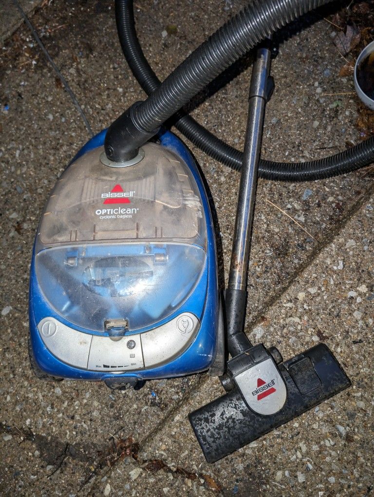 Rare Jewel Bissell Opticlean Canister Vacuum. Model No 66t6-1, It's Bagless, Auto Rewind Cord, Comes With 2 Attachments, Lightweight. It's Like A Zing
