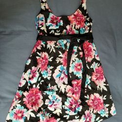 Maternity summer dresses size S