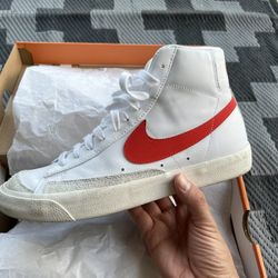 Nike Blazer Mid 77 Vntg Habanero Red Size 9.5