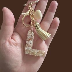 L keychain