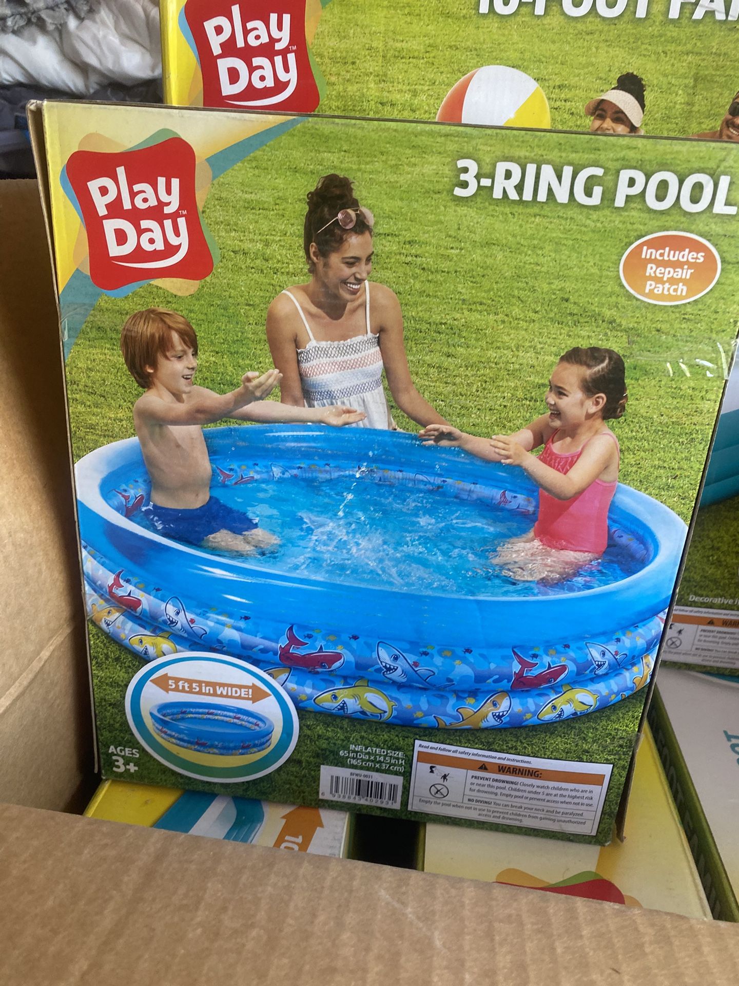 3 Ring Pool