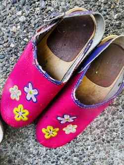 Hanna Andersson Clogs 