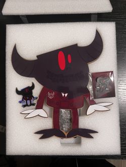 Mischief Toys Narrator Pin Board & Red Glow Pin Coven Exclusive LE 130