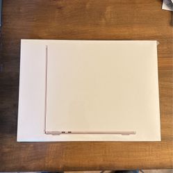 MacBook Air M2 13.6 Inch 