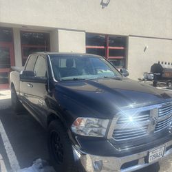 Pick Up Truck 