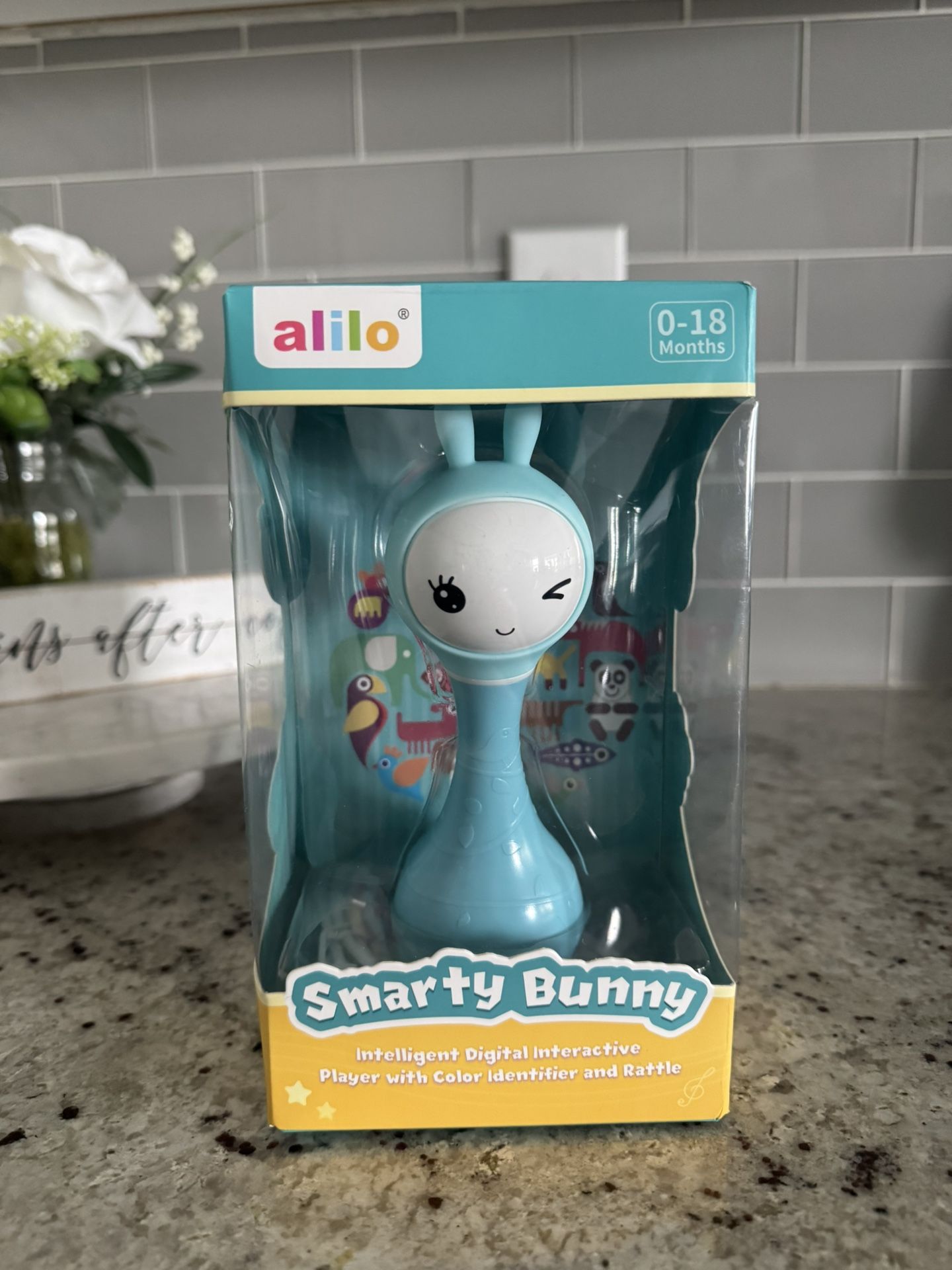 alilo Smarty Bunny Rattle Musical Light Up Toy