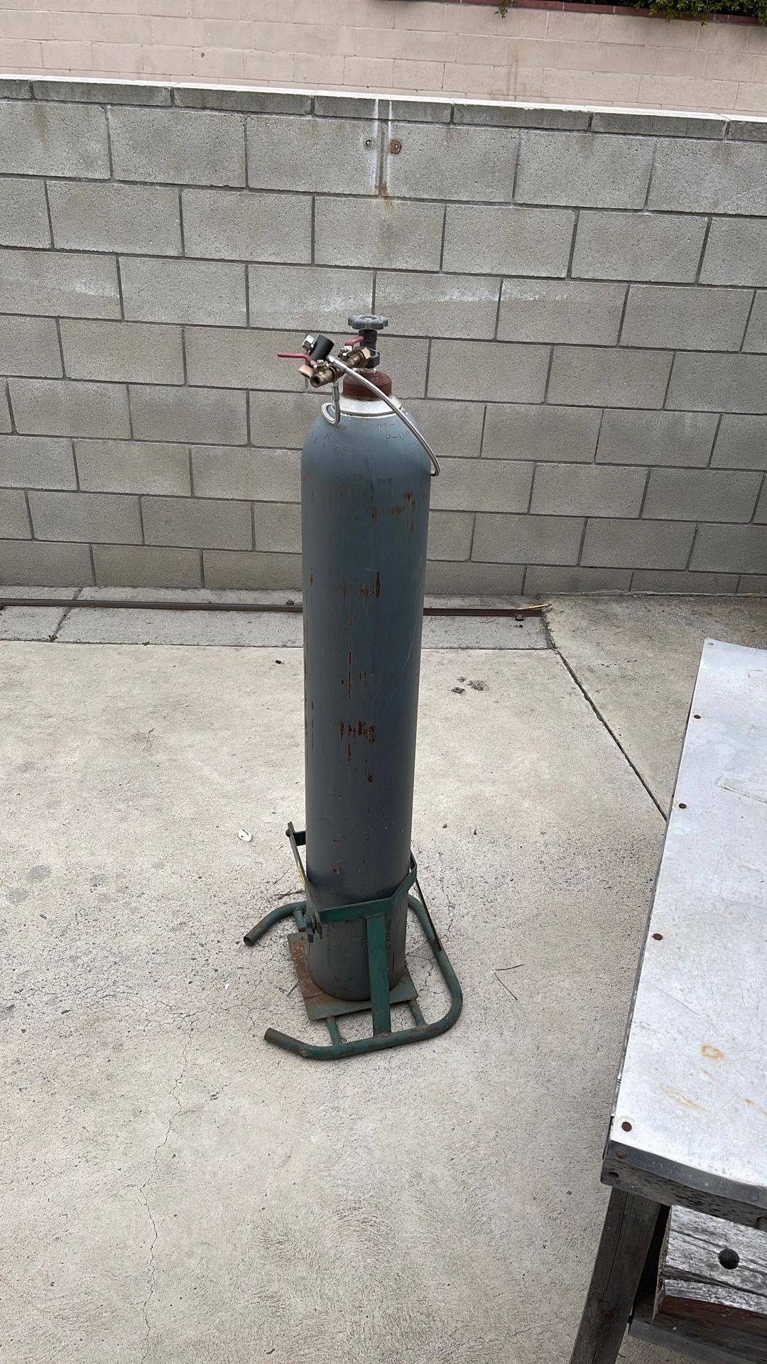50lb CO2 Tank. (75% Full)