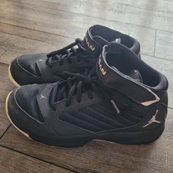 Jordan Basketball Shoes Size 7 Youth