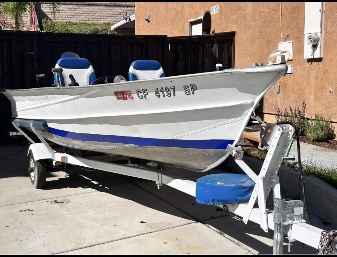 Valco 14’ Fishing Boat