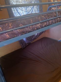 Bunk bed twin over full