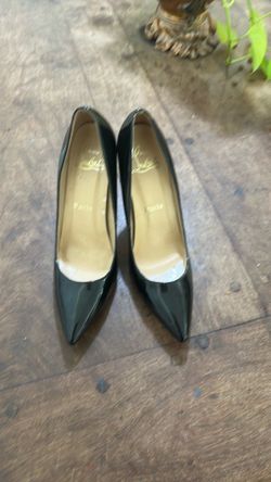 Size 38 Christian louboutin heels