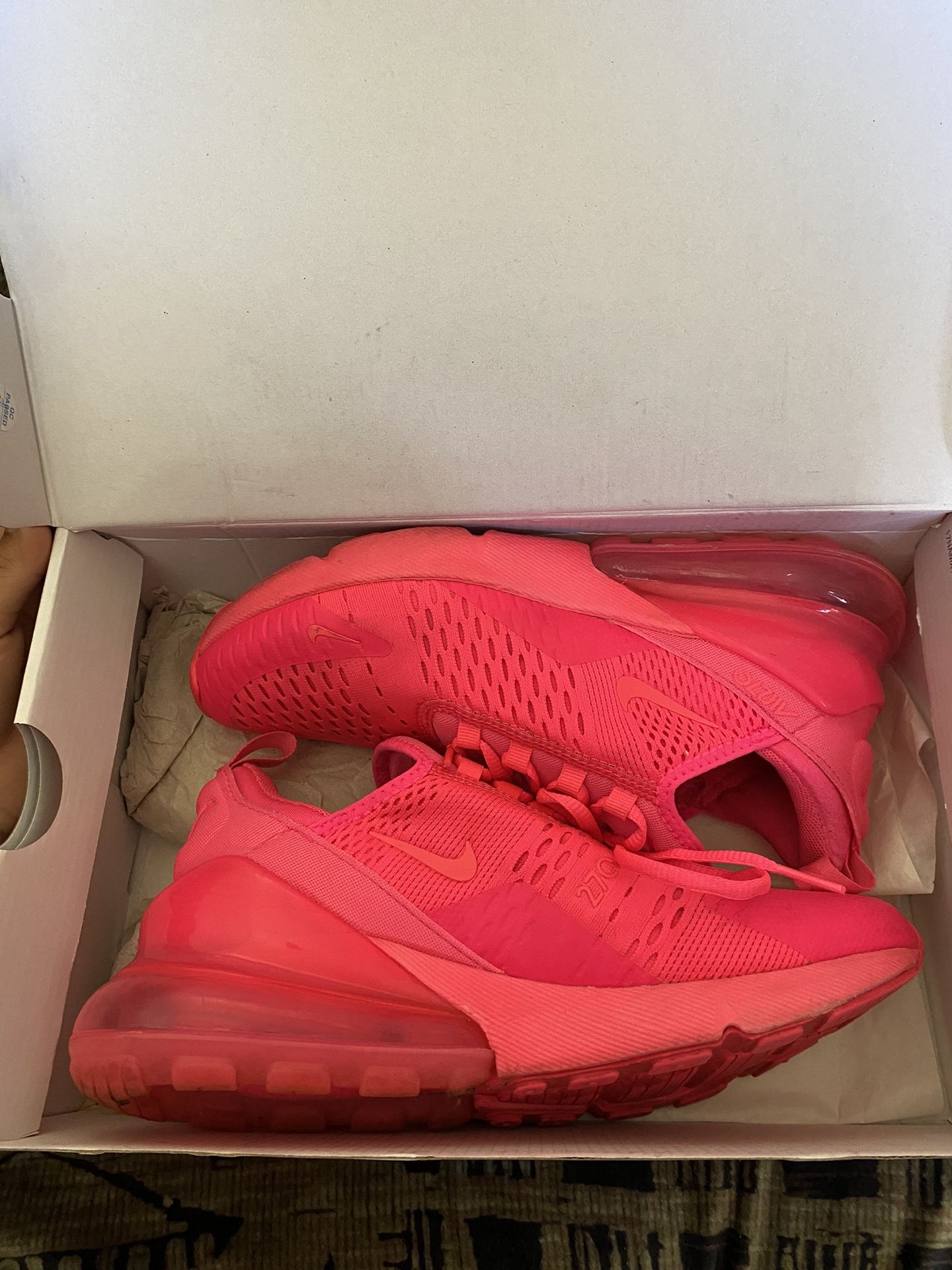 Nike Women’s Air Max 270s Hyper Pink Size 8’5